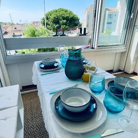 アパート Flore *